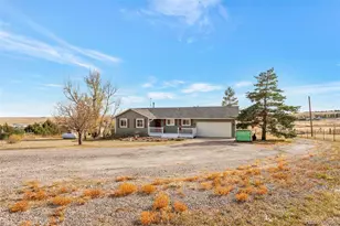8678 Lariat Loop, Elizabeth, CO 80107 - Photo 3