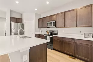 6513 N Ceylon St, Denver, CO 80249 - Photo 11
