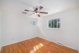 3065 Zion St, Aurora, CO 80011 - Photo 7