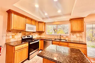 1468 S Kenton St, Aurora, CO 80012 - Photo 11