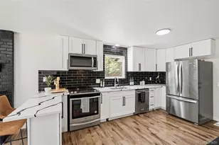 279 S Revere St, Aurora, CO 80012 - Photo 9