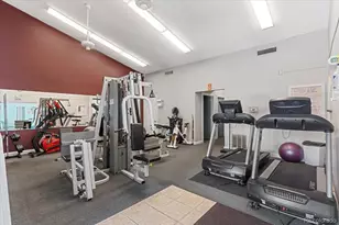 3121 S Tamarac Dr, Denver, CO 80231 - Photo 23