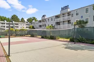 3121 S Tamarac Dr, Denver, CO 80231 - Photo 31