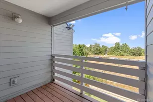 3121 S Tamarac Dr, Denver, CO 80231 - Photo 15