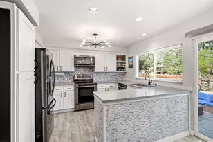 10915 W Half Moon Pass, Littleton, CO 80127 - Photo 11