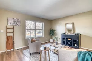 16602 E Gunnison Pl, Aurora, CO 80017 - Photo 3