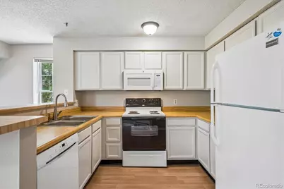 13843 E Lehigh Avenue #B, Aurora, CO 80014 - Photo 9