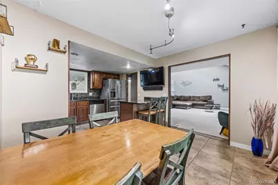 2496 S Vaughn Way #D, Aurora, CO 80014 - Photo 5