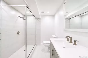 205 S Tucson Cir, Aurora, CO 80012 - Photo 31