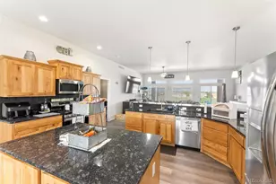 1068 S Los Charros Dr, Pueblo, CO 81007 - Photo 7