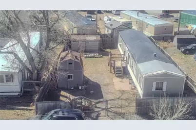 60 Royal M H Park, Byers, CO 80103 - Photo 3