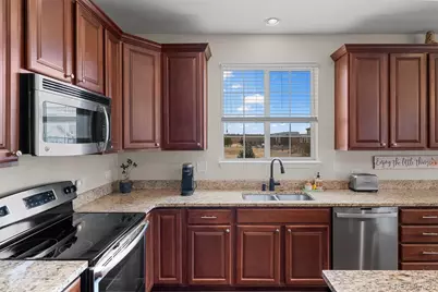 12557 Hudson Court, Thornton, CO 80241 - Photo 7