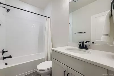 3391 N Haleyville Court, Aurora, CO 80019 - Photo 33