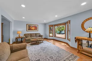 5877 S Lisbon Way, Centennial, CO 80015 - Photo 9