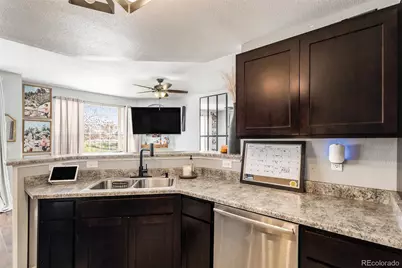 5714 N Gibralter Way #102, Aurora, CO 80019 - Photo 9