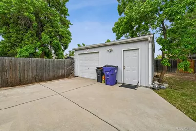 5065 Uvalda Street, Denver, CO 80239 - Photo 3