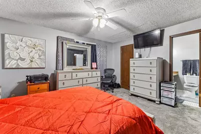5065 Uvalda Street, Denver, CO 80239 - Photo 13