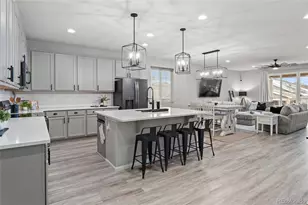 261 S Titus St, Aurora, CO 80018 - Photo 3