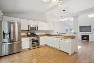 4947 S Espana Way, Centennial, CO 80015 - Photo 7