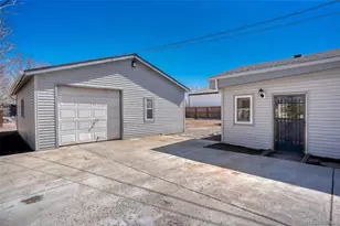 1240 Urban St, Lakewood, CO 80401 - Photo 3