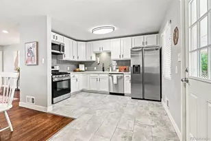 1908 Akron St, Aurora, CO 80010 - Photo 11