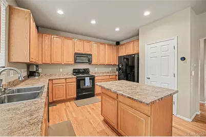 10939 Moline Street, Commerce City, CO 80640 - Photo 13