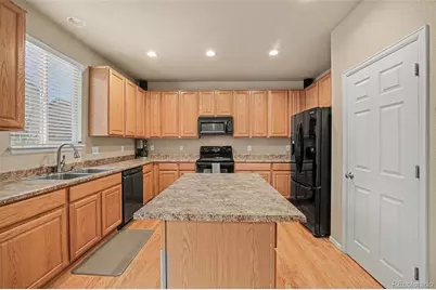 10939 Moline Street, Commerce City, CO 80640 - Photo 3