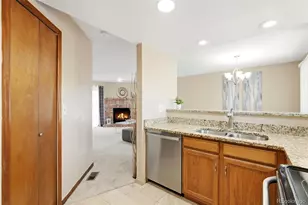 4228 S Granby Ct, Aurora, CO 80014 - Photo 9