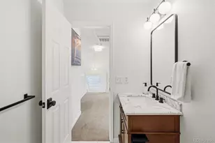22079 E Belleview Pl, Aurora, CO 80015 - Photo 23