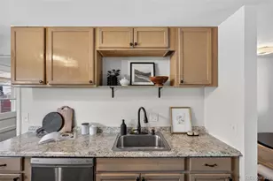 2682 Meadowbrook Dr, Denver, CO 80221 - Photo 11