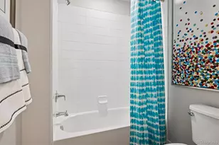 4553 N Versailles St, Aurora, CO 80019 - Photo 31