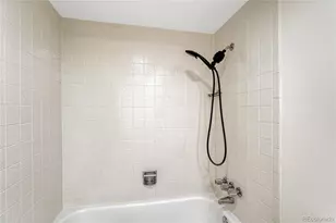 4250 S Olive St, Denver, CO 80237 - Photo 19