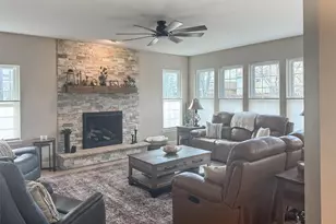 64 Dawn Heath Cir, Littleton, CO 80127 - Photo 5