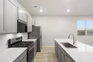 785 N Tibet St, Aurora, CO 80018 - Photo 9