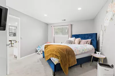 16351 E Idaho Place, Aurora, CO 80017 - Photo 17