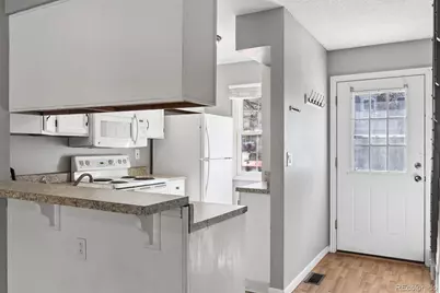 8139 S Fillmore Way, Centennial, CO 80122 - Photo 9