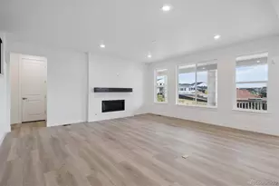 8608 Yellowcress St, Littleton, CO 80125 - Photo 5