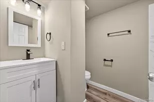 17696 E Loyola Dr, Aurora, CO 80013 - Photo 25