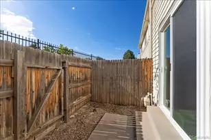 17696 E Loyola Dr, Aurora, CO 80013 - Photo 27