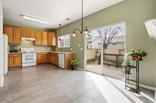 22182 E Belleview Pl, Aurora, CO 80015 - Photo 15