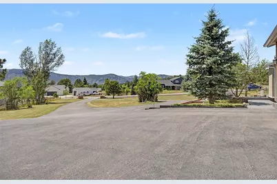 19155 Spring Valley Road, Monument, CO 80132 - Photo 11