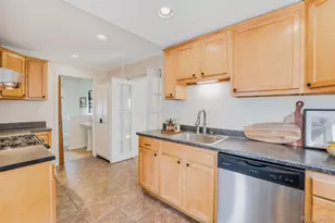 1671 S Grant St, Denver, CO 80210 - Photo 11