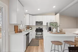 3713 S Pitkin Cir, Aurora, CO 80013 - Photo 11