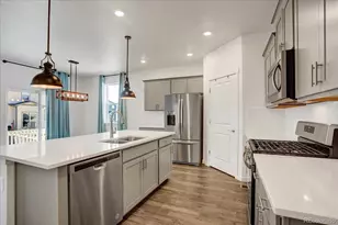 4925 Cattle Cross Trl, Castle Rock, CO 80104 - Photo 5