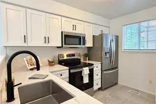 4575 Crystal St, Denver, CO 80239 - Photo 7