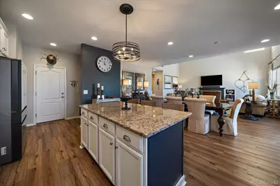 7045 S Robertsdale Way, Aurora, CO 80016 - Photo 17