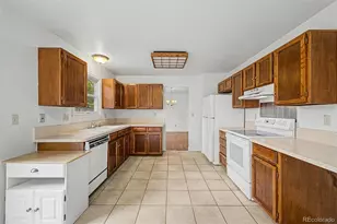 7072 S Eudora St, Centennial, CO 80122 - Photo 7