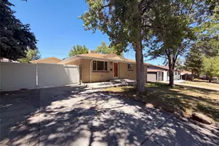 5667 Johnson St, Arvada, CO 80002 - Photo 23
