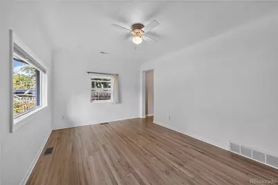 20 Longs Peak Avenue, Longmont, CO 80501 - Photo 5