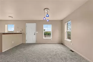 23341 E Saratoga Cir, Aurora, CO 80016 - Photo 9